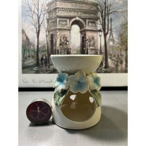 Blue Hibiscus Ceramic Wax Warmer - NWOT
